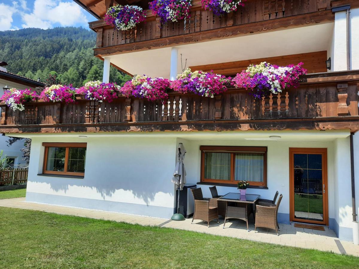 Ferienwohnung Auszeit Stubai Fulpmes Exteriér fotografie