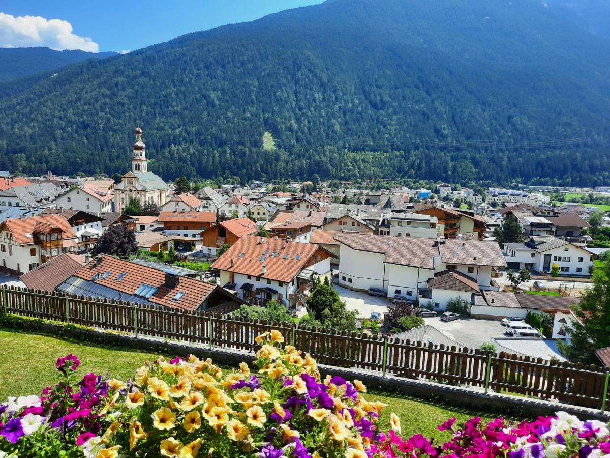 Ferienwohnung Auszeit Stubai Fulpmes Exteriér fotografie